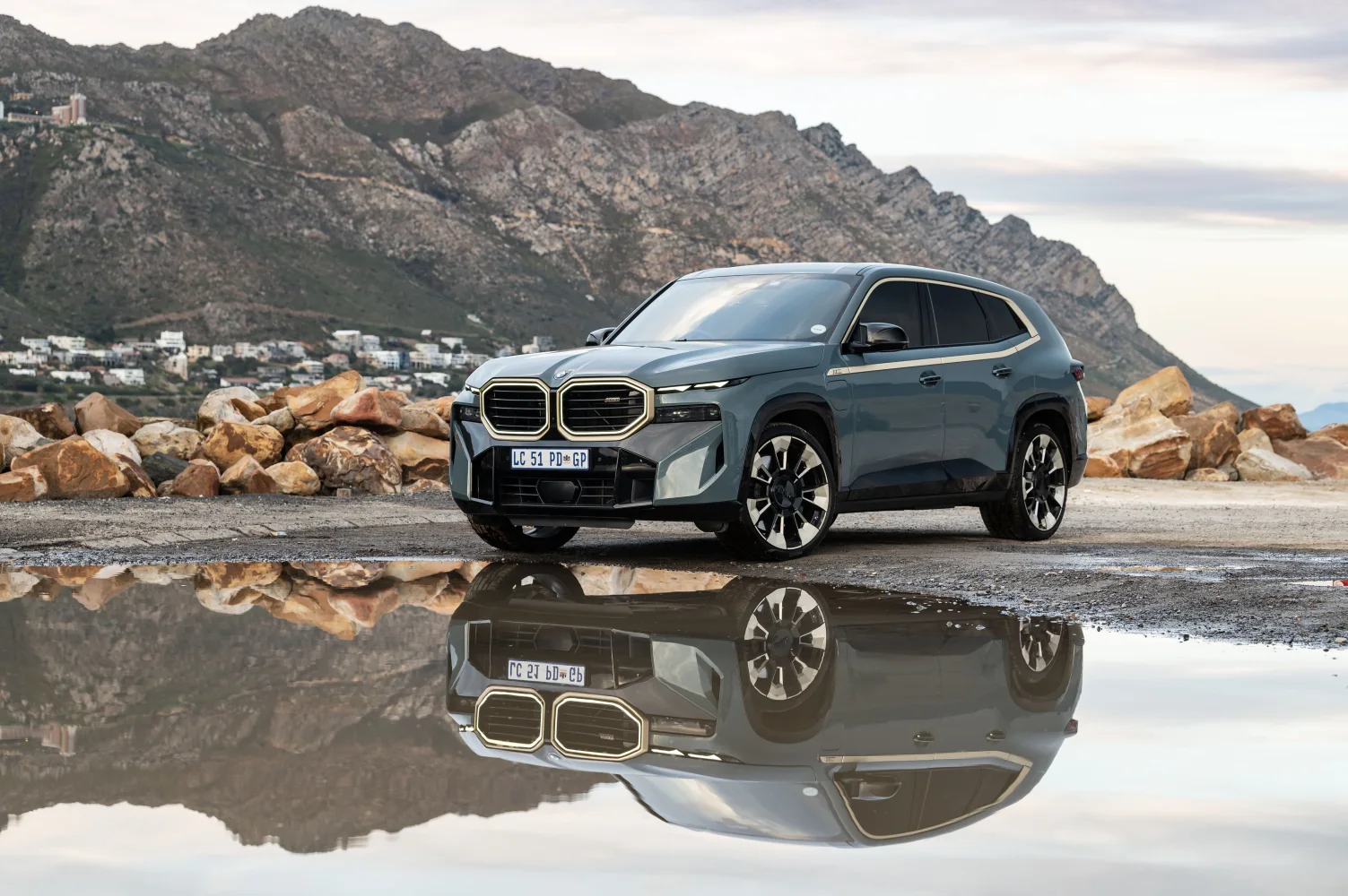 BMW XM 2023