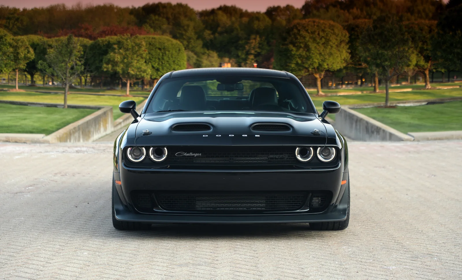 Dodge Challenger SRT Black Ghost 2023