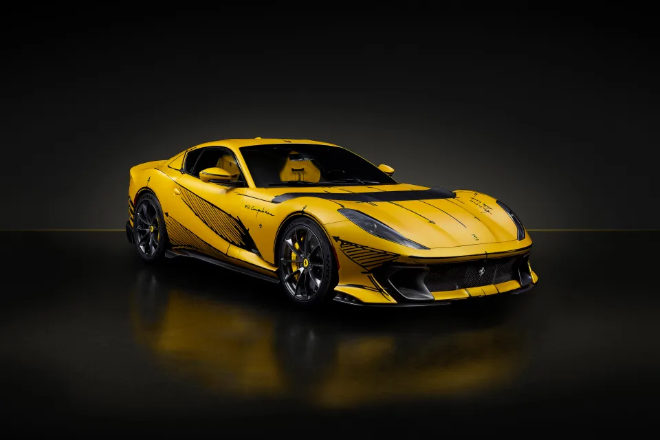 Ferrari 812 Competizione Tailor Made 2023