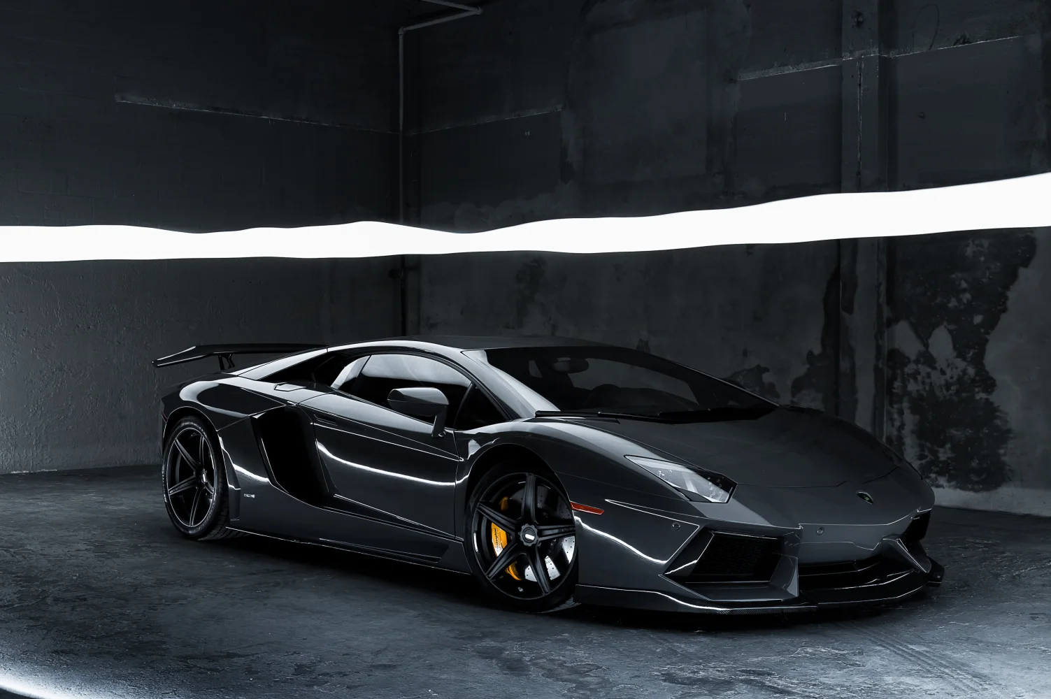 Lamborghini Aventador Grey