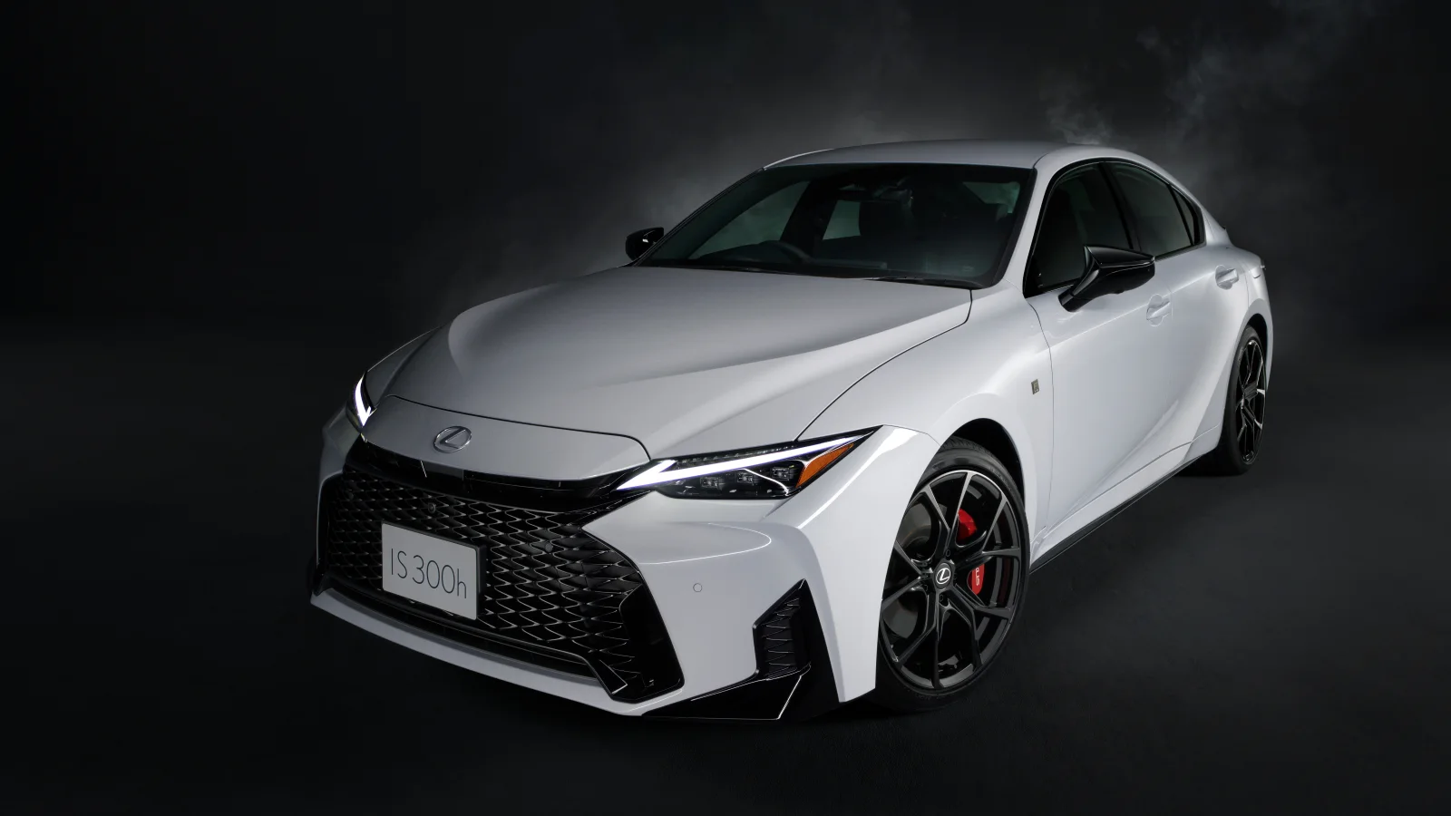 Lexus IS 300h F SPORT Mode Black V 2026