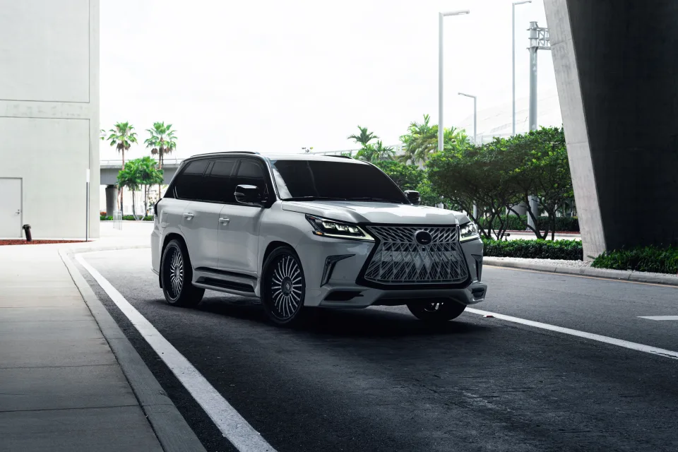 Lexus LX 570 Luxury SUV