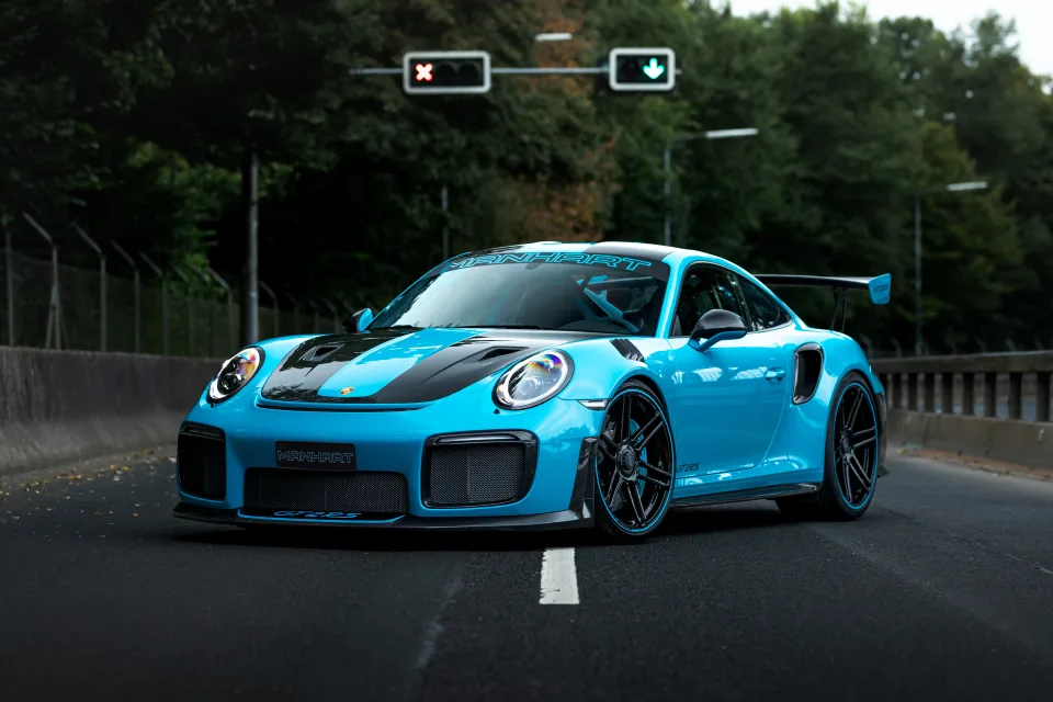 Manhart TR 700 II Porsche 911 GT2 RS