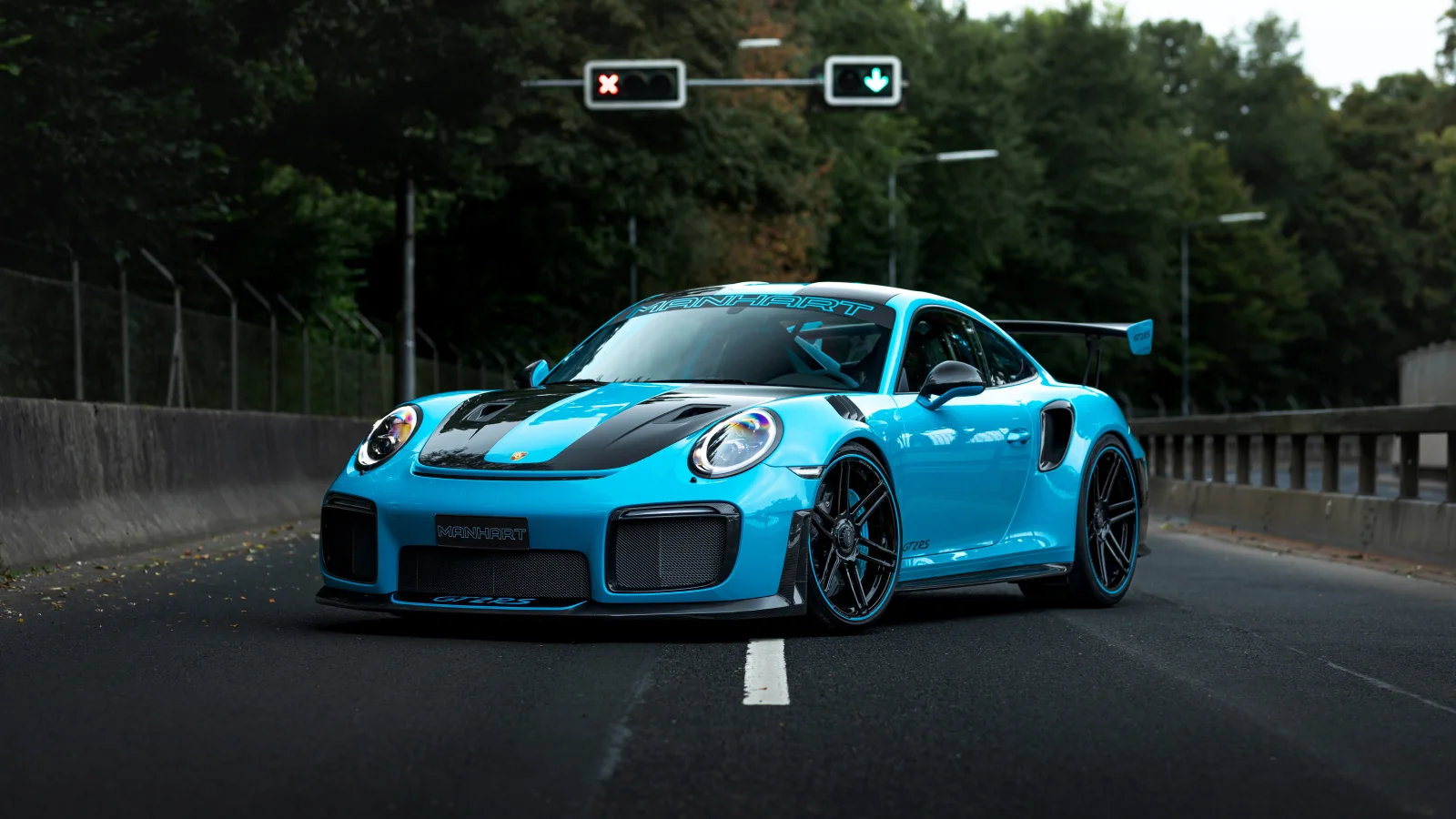 Manhart TR 700 II Porsche 911 GT2 RS