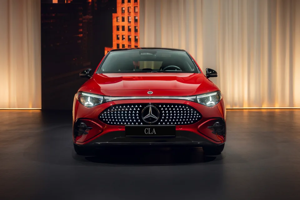 Mercedes Benz CLA 350 4MATIC 2025