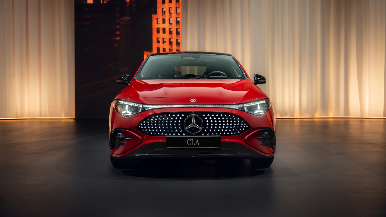 Mercedes Benz CLA 350 4MATIC 2025