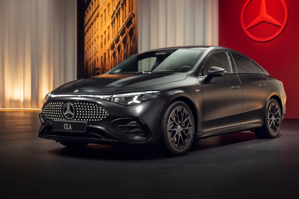Mercedes Benz CLA 350 4MATIC with EQ Technology