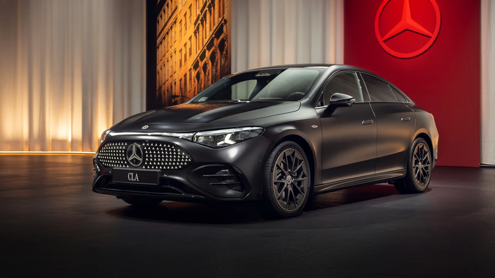 Mercedes Benz CLA 350 4MATIC with EQ Technology