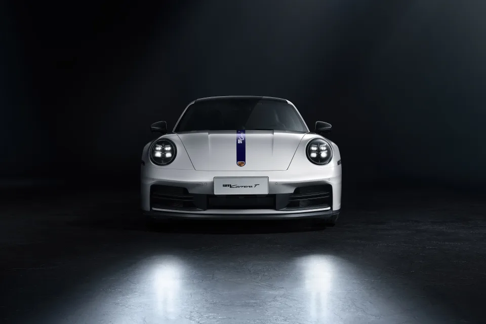 Porsche 911 Carrera T Dark background