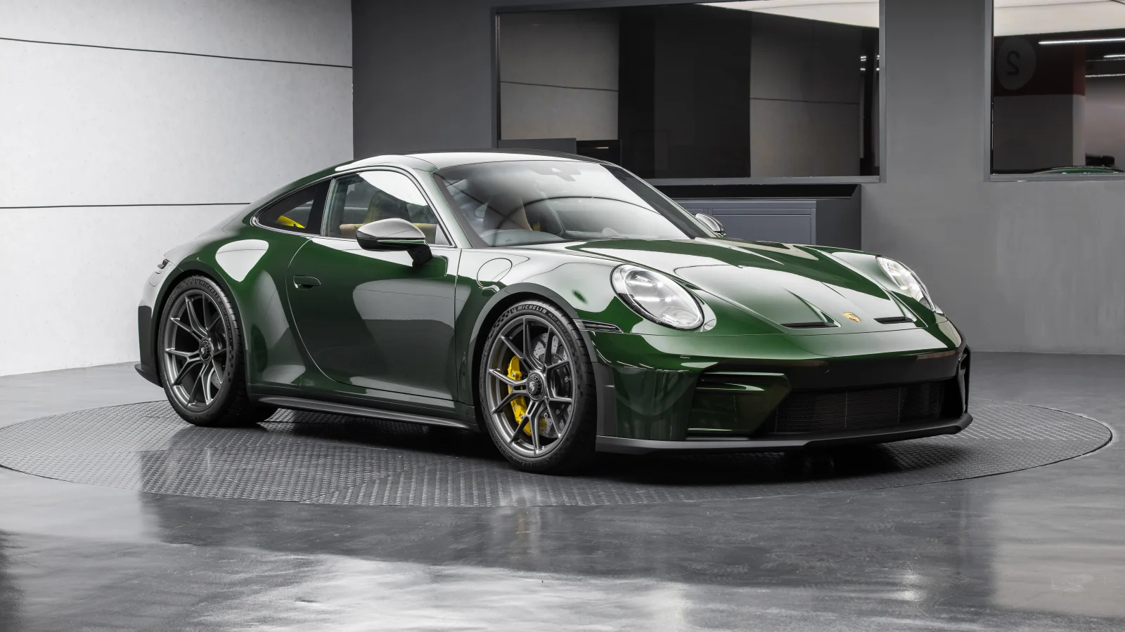 Porsche 911 GT3 Touring 2025