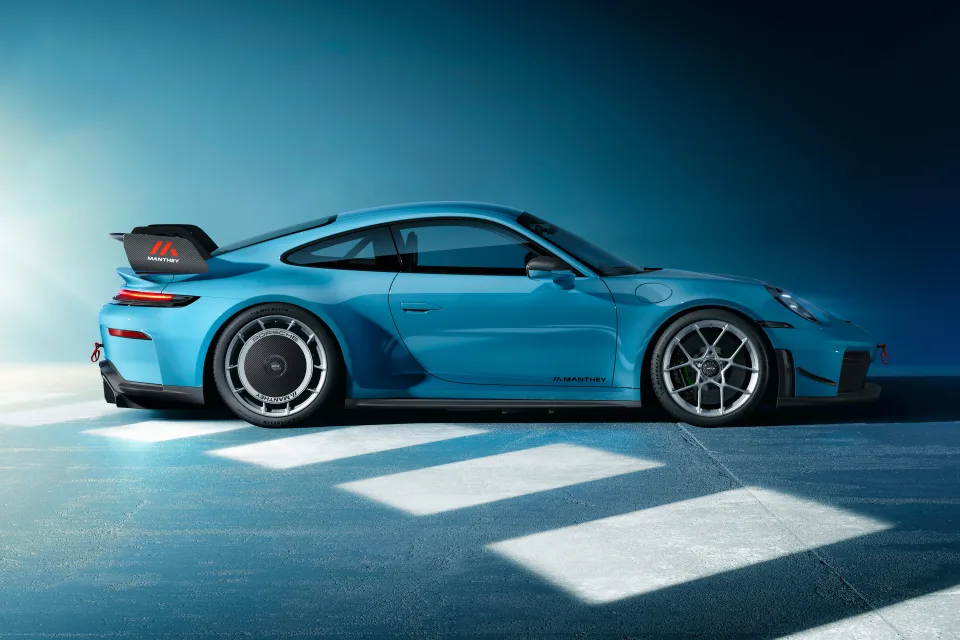 Porsche 911 GT3 with Manthey Kit 2025