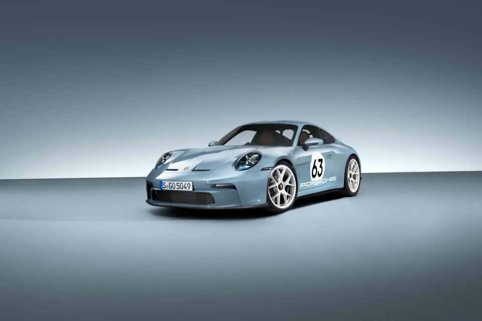 Porsche 911 ST Heritage Design Package