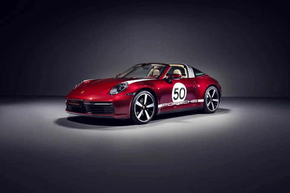 Porsche 911 Targa 4S Heritage Edition