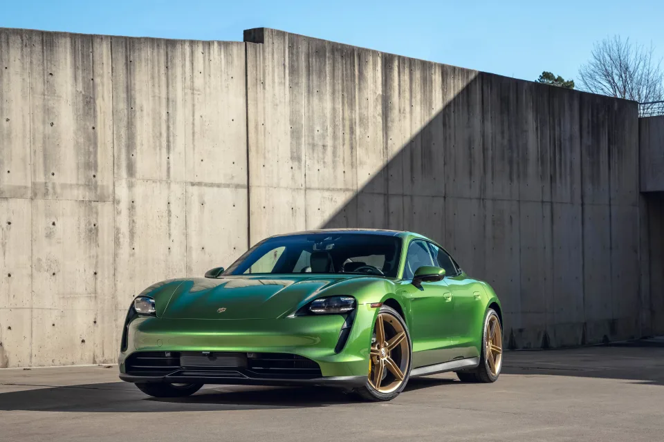 Porsche Taycan 4S 8K