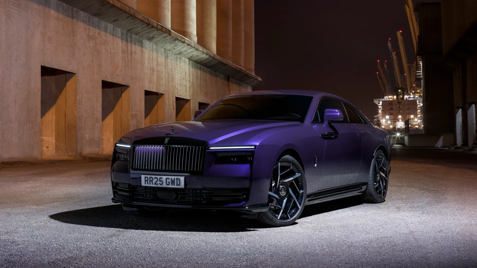 Rolls Royce Black Badge Spectre 8K