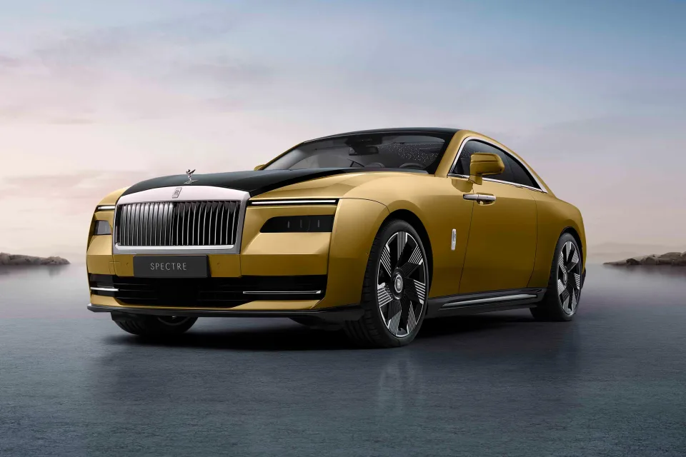 Rolls Royce Spectre Luxury electric super coupé
