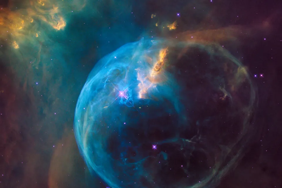 Blase Nebel NGC 7635